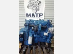 2000 INTERNATIONAL DT466E Engine