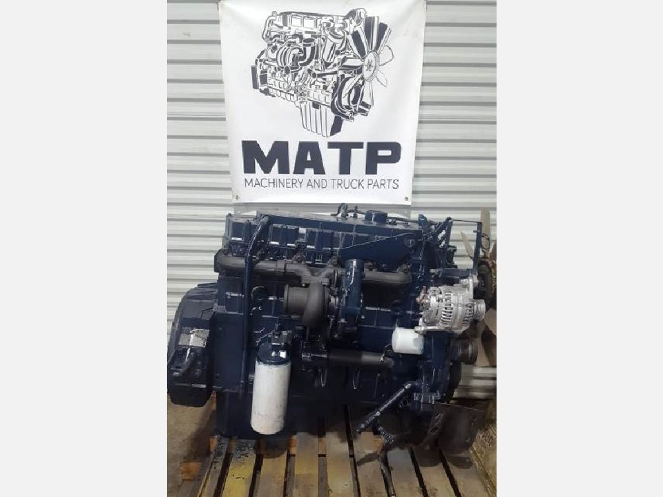 2000 INTERNATIONAL DT466E Engine