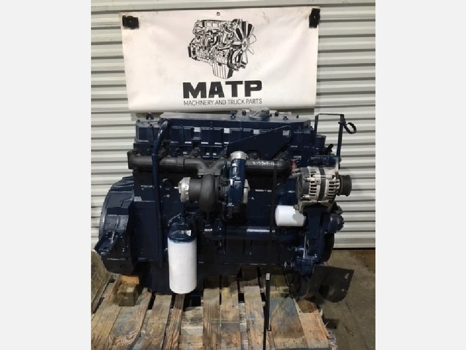 1998 INTERNATIONAL DT466E Engine