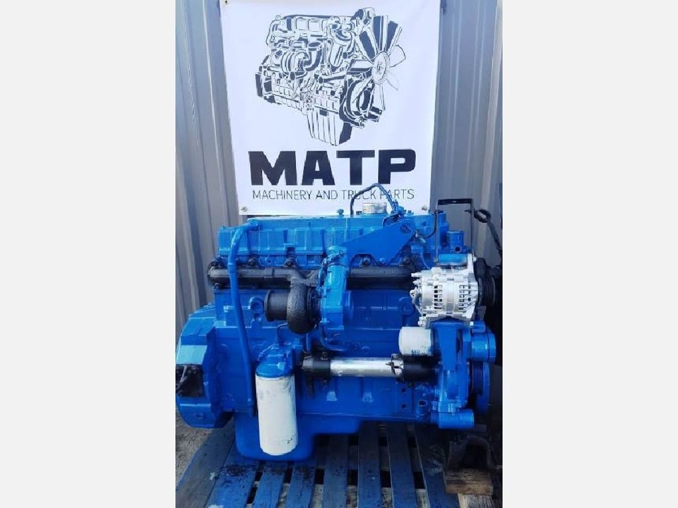 1998 INTERNATIONAL DT466E Engine