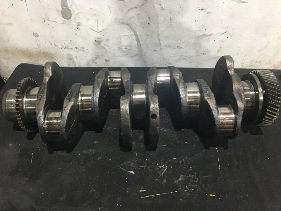 2005 MERCEDES-BENZ OM904LA Crankshaft