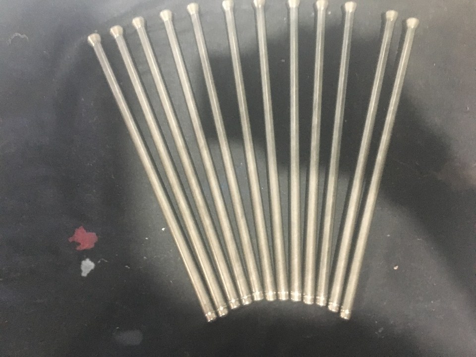 2002 INTERNATIONAL DT466E Push Rods