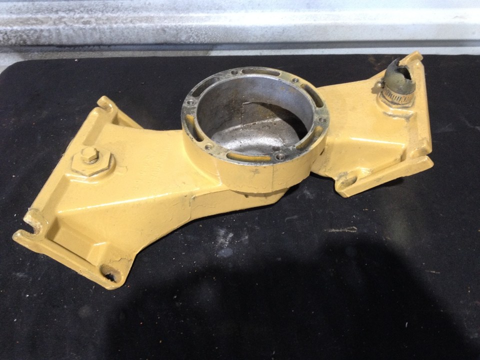 CAT 3208 Intake Manifold