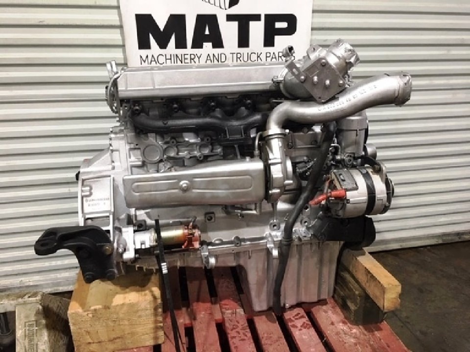 2003 MERCEDES-BENZ OM906LA Engine