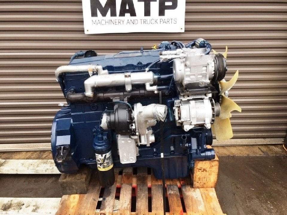 2006 INTERNATIONAL DT466E Engine