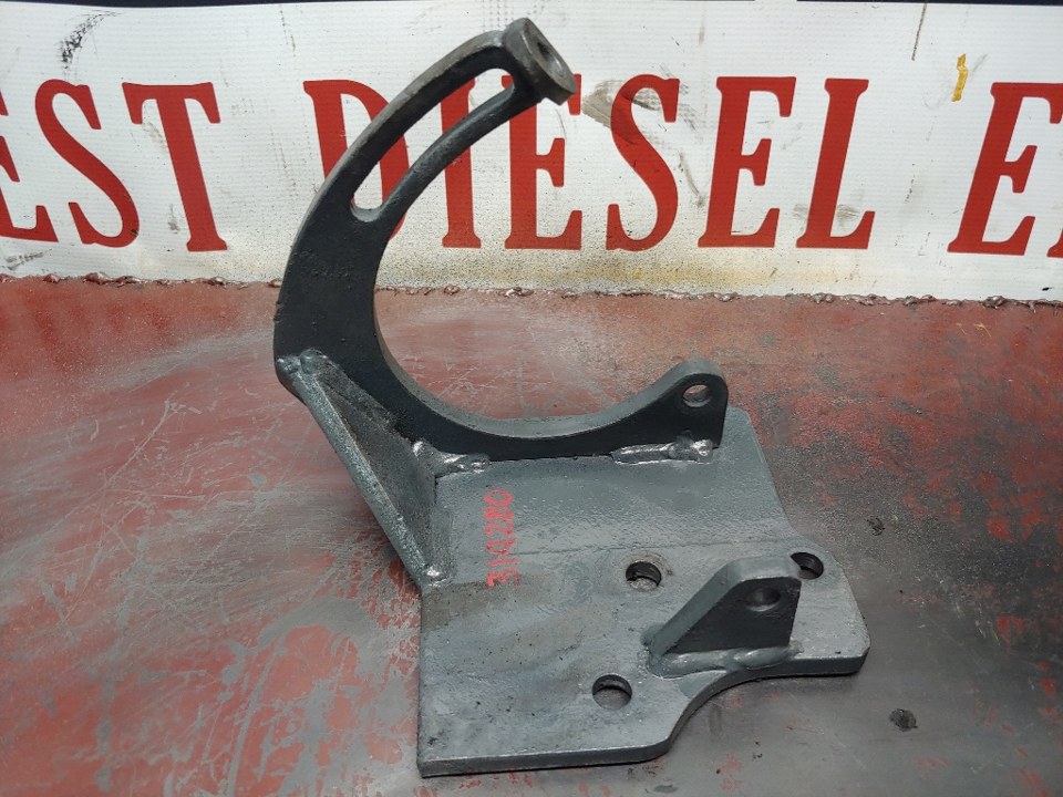 CUMMINS 6BT Engine Mount