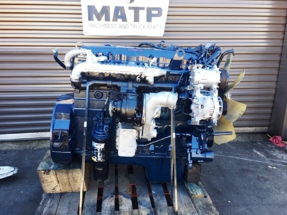 2004 INTERNATIONAL DT466E Engine