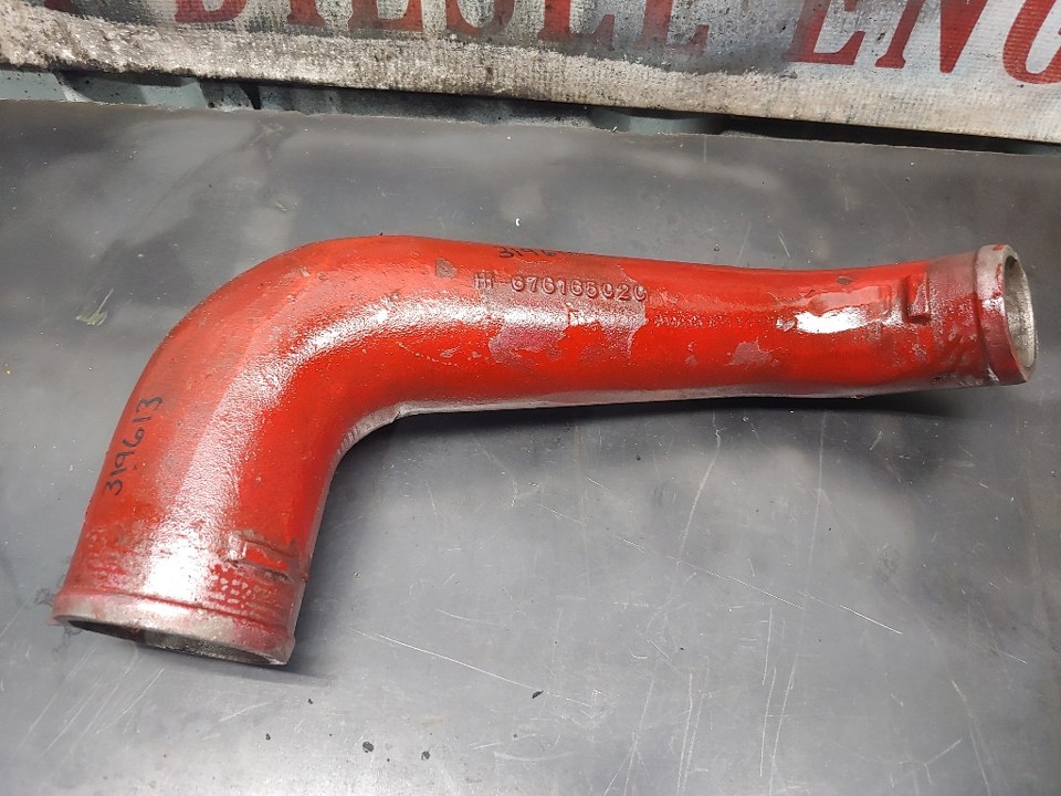 1996 INTERNATIONAL DT466 / DT436 Intake Elbow