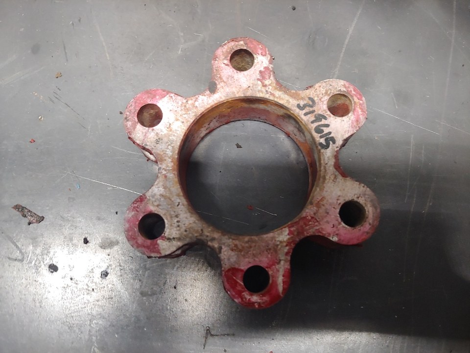 1986 INTERNATIONAL DT466 / DT436 Fan Spacer