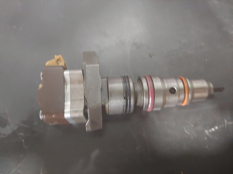 1996 FORD 7.3L Powerstroke Fuel Injector