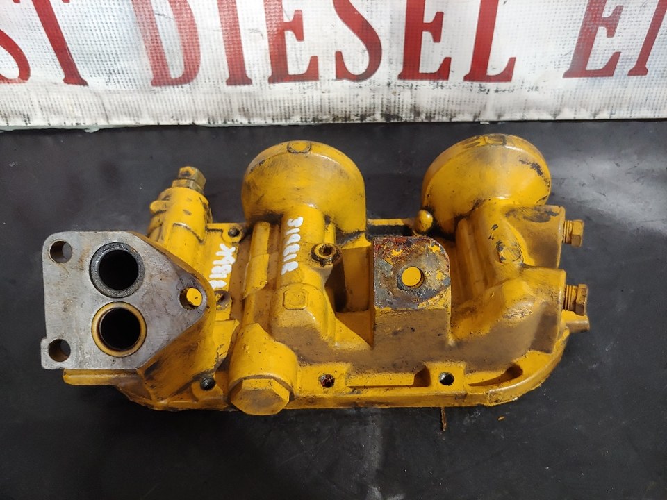 1985 CAT 3208N Oil Filter Housing