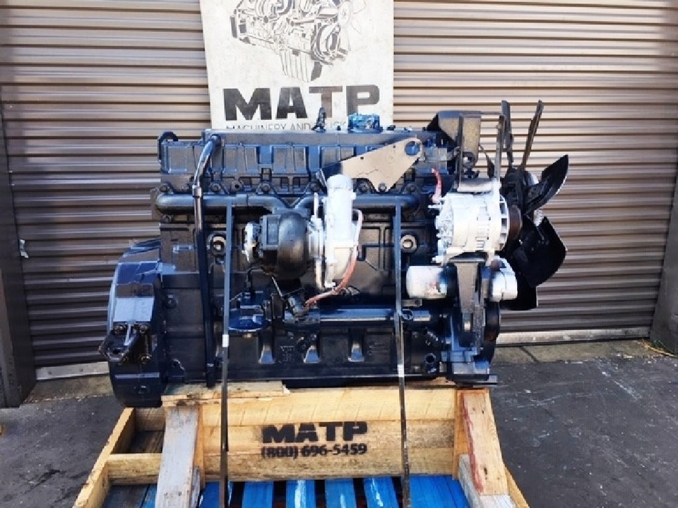 1999 INTERNATIONAL DT466E Engine