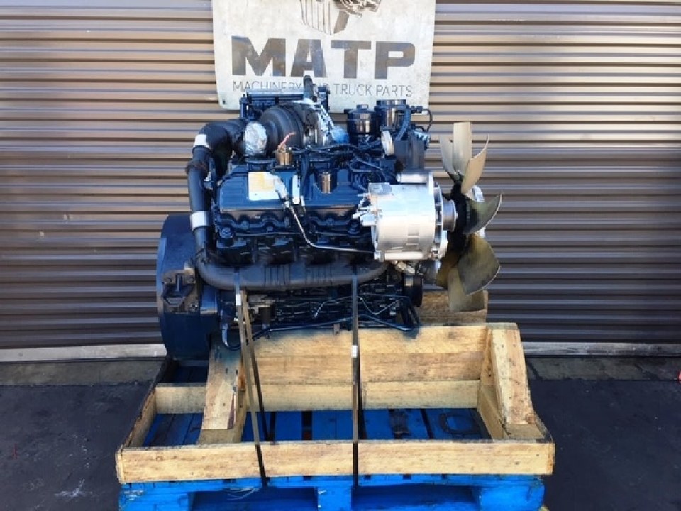 2004 INTERNATIONAL VT365 Engine