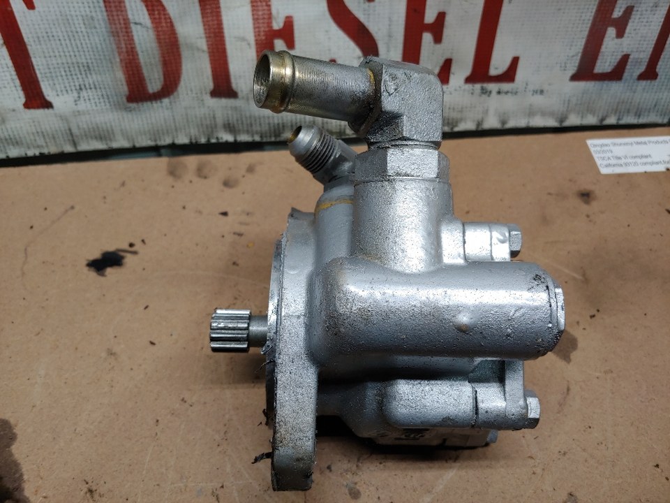 2004 CAT C7 Steering Pump