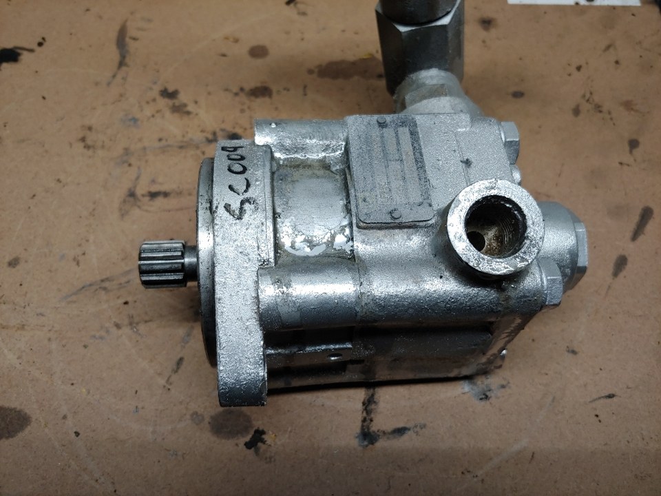LUK LF73C Steering Pump