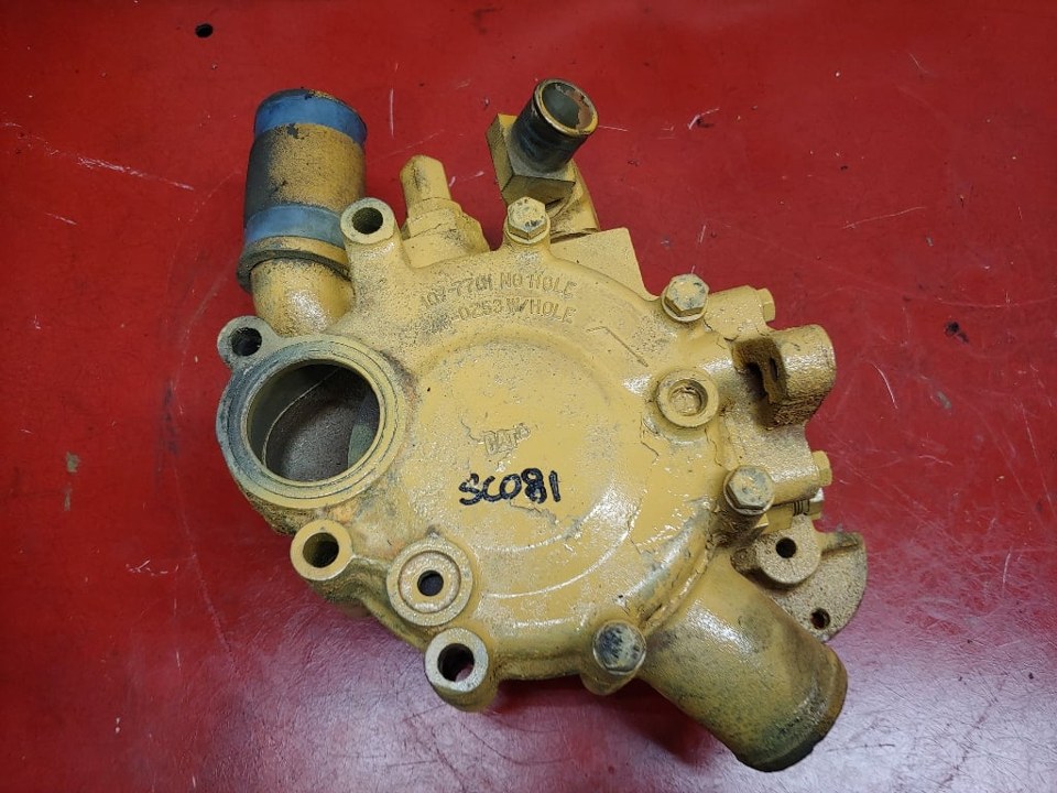 2004 CAT C7 Water Pump