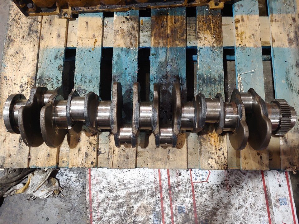 2004 CAT C7 Crankshaft