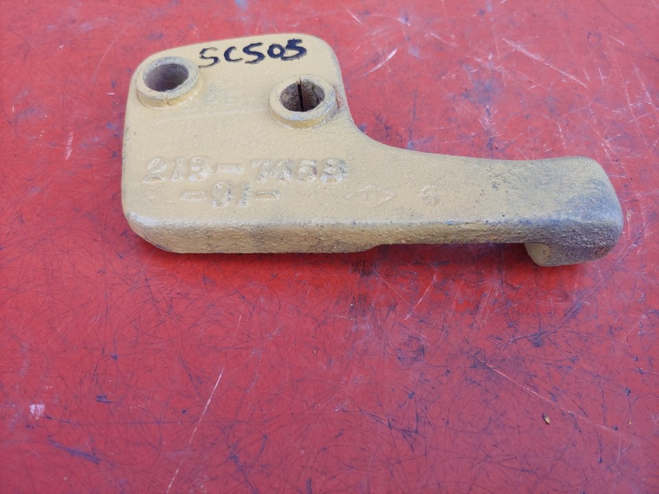 2004 CAT C7 Engine Mount