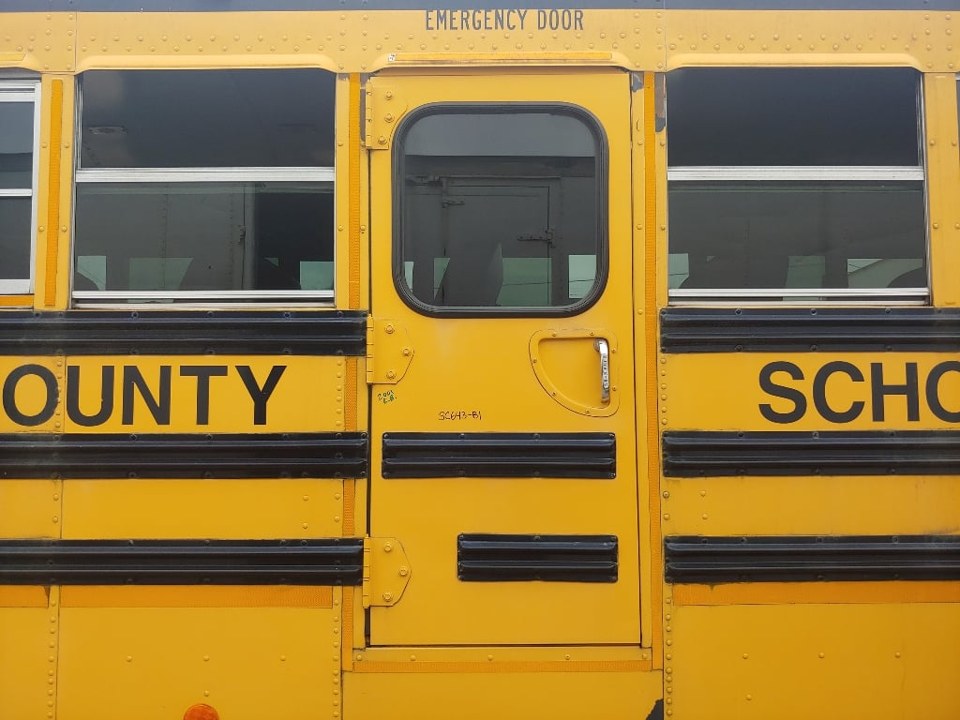 2001 BLUEBIRD School Bus Door