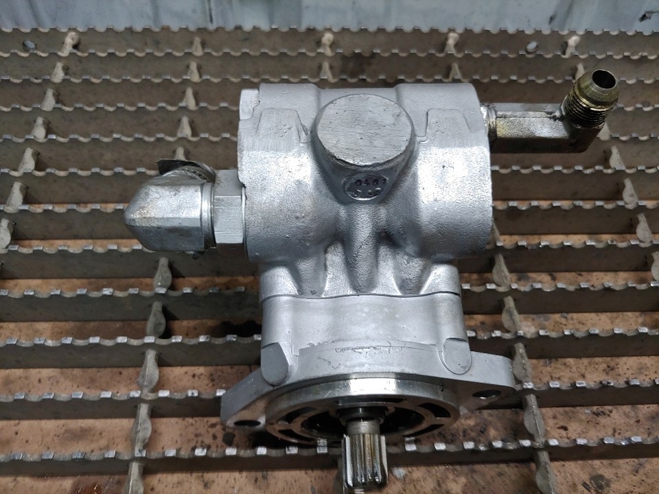 CAT 3126 Steering Pump