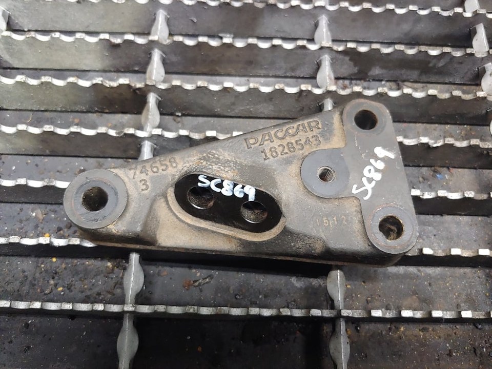 PACCAR MX13 Engine Mount