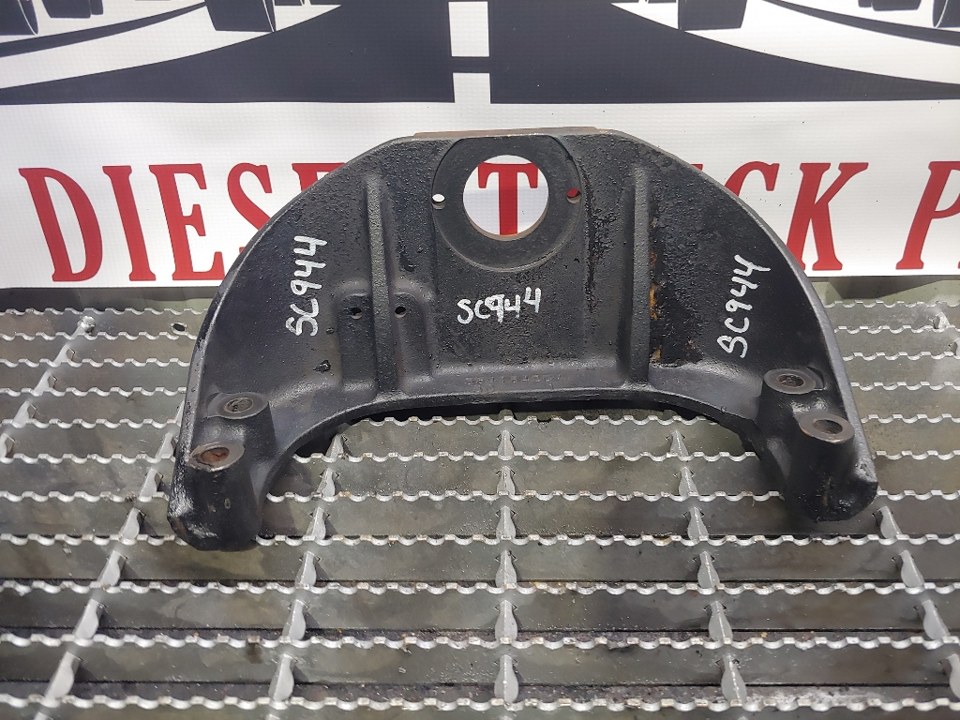 INTERNATIONAL VT365 Engine Mount