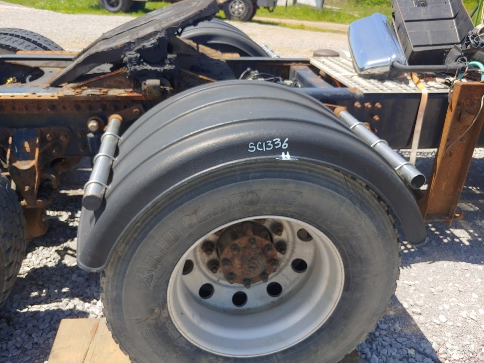 2011 VOLVO VNL Rear Fender