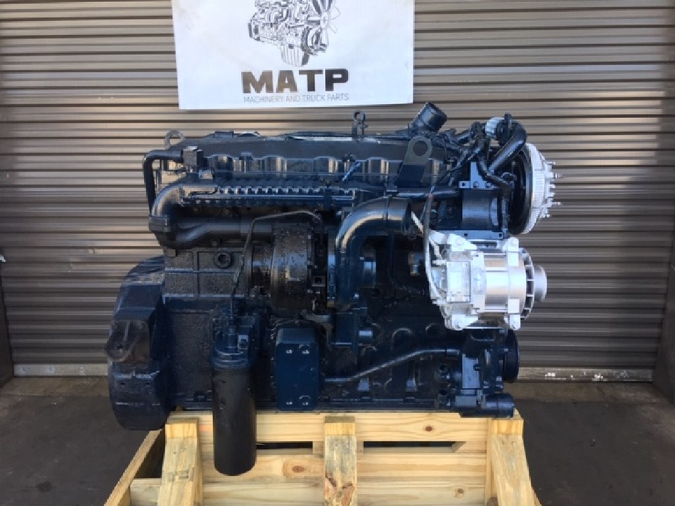 2004 INTERNATIONAL DT466E Engine