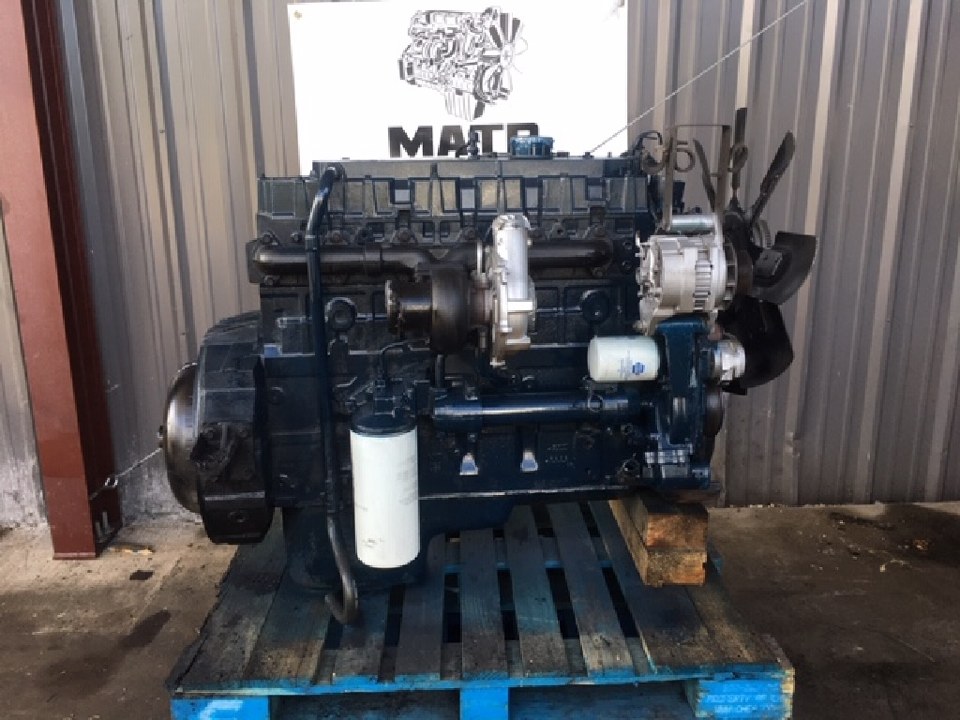 1998 INTERNATIONAL DT466E Engine