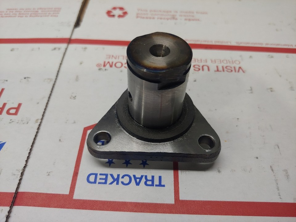 2005 KUBOTA D905 Camshaft Accessories