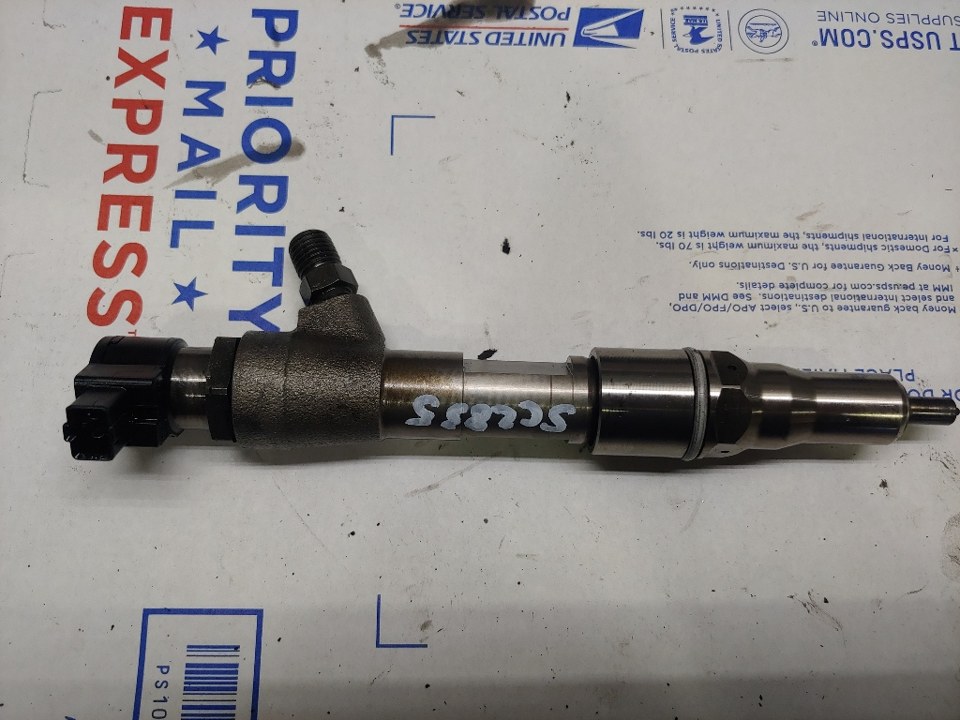 2011 INTERNATIONAL MAXXFORCE 7 Fuel Injector