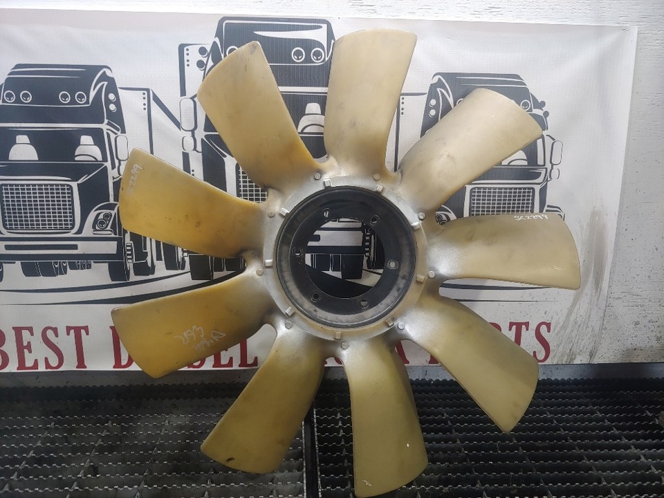 2005 INTERNATIONAL DT466E Fan