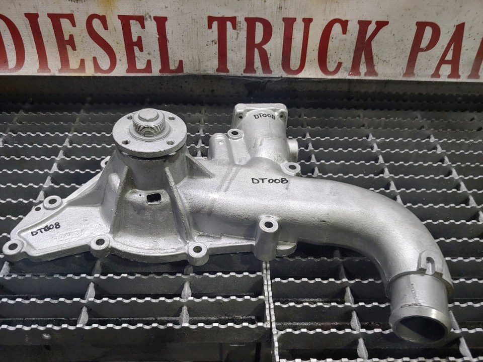 1999 FORD 7.3L Powerstroke Water Pump