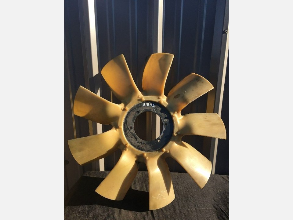 2003 MERCEDES-BENZ OM906LA Fan