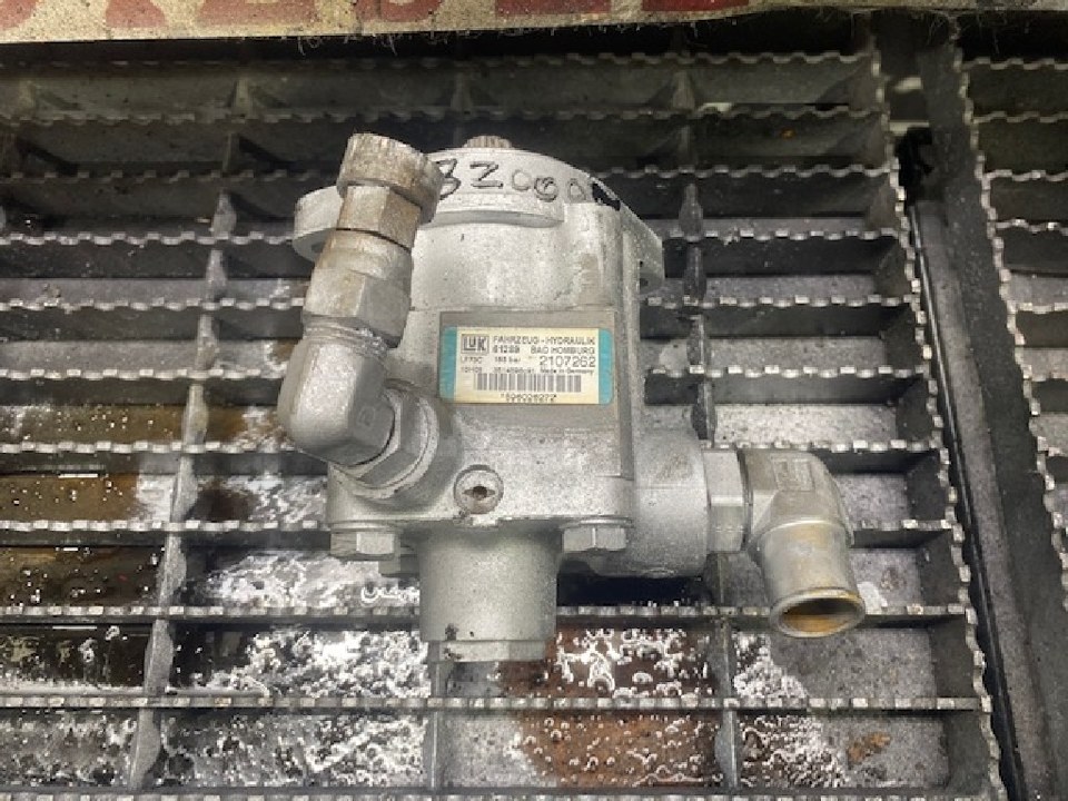 LUK LF73C Steering Pump