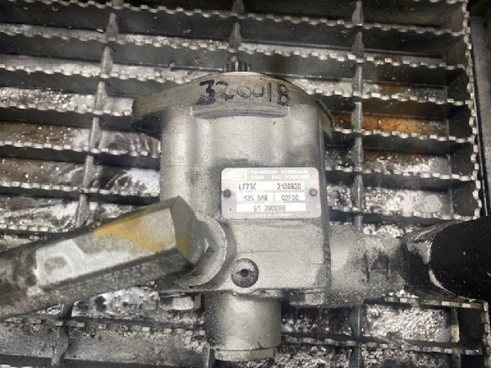 LUK LF73C Steering Pump