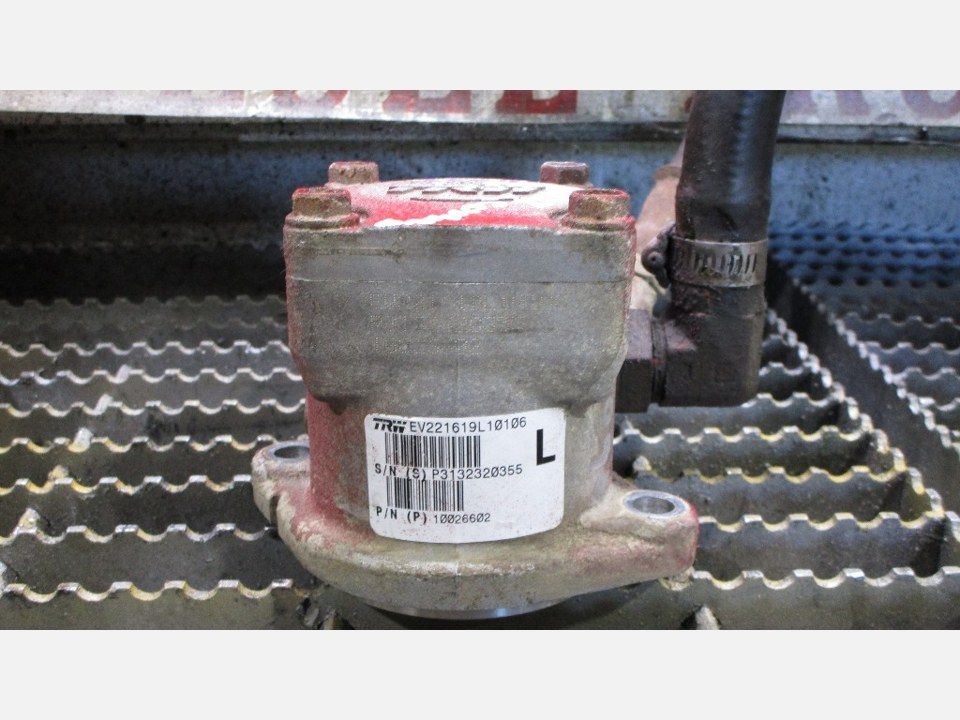 2011 CUMMINS ISB 6.7L Steering Pump