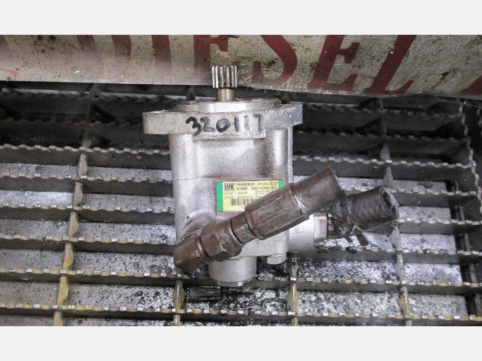 LUK LF73C Steering Pump