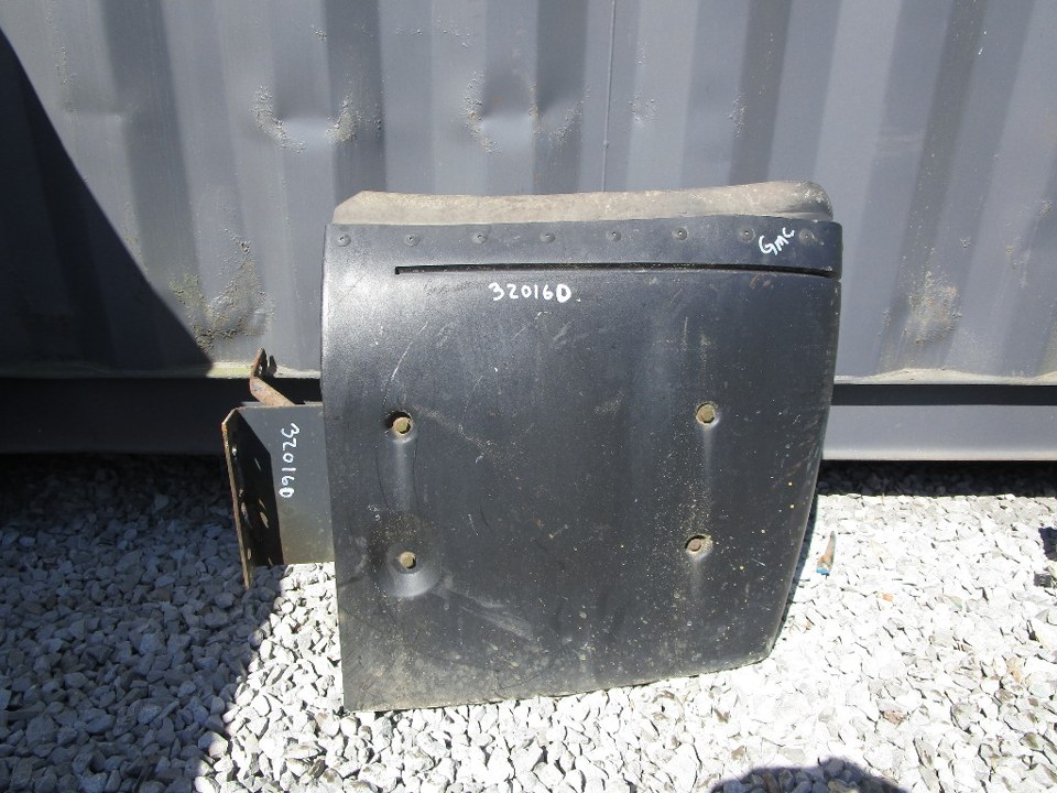2001 GMC T6500 Mud Flap