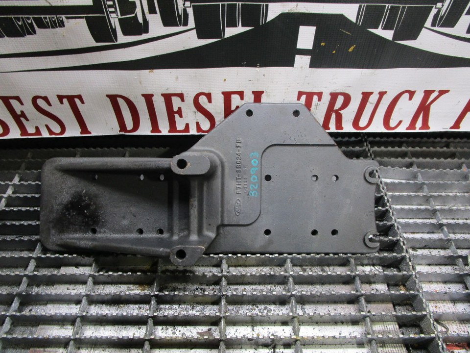 CAT C10/C12 in Ford Truck Engine Mount