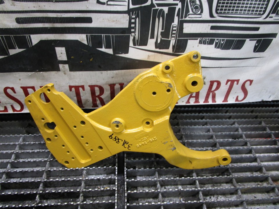 CAT C7 Engine Mount