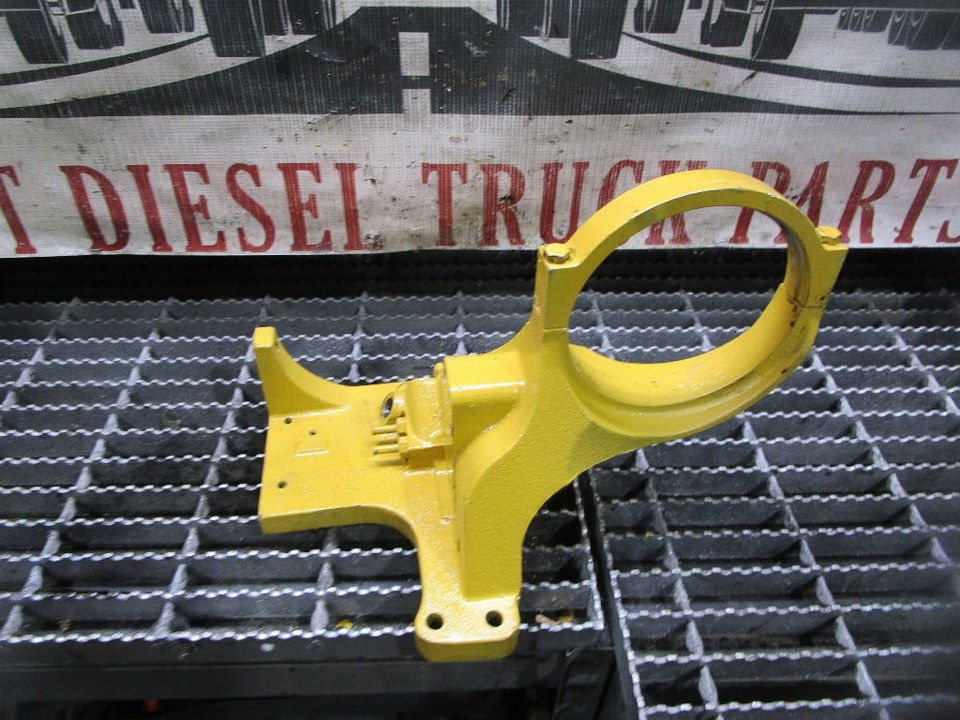 CAT C7S Engine Mount