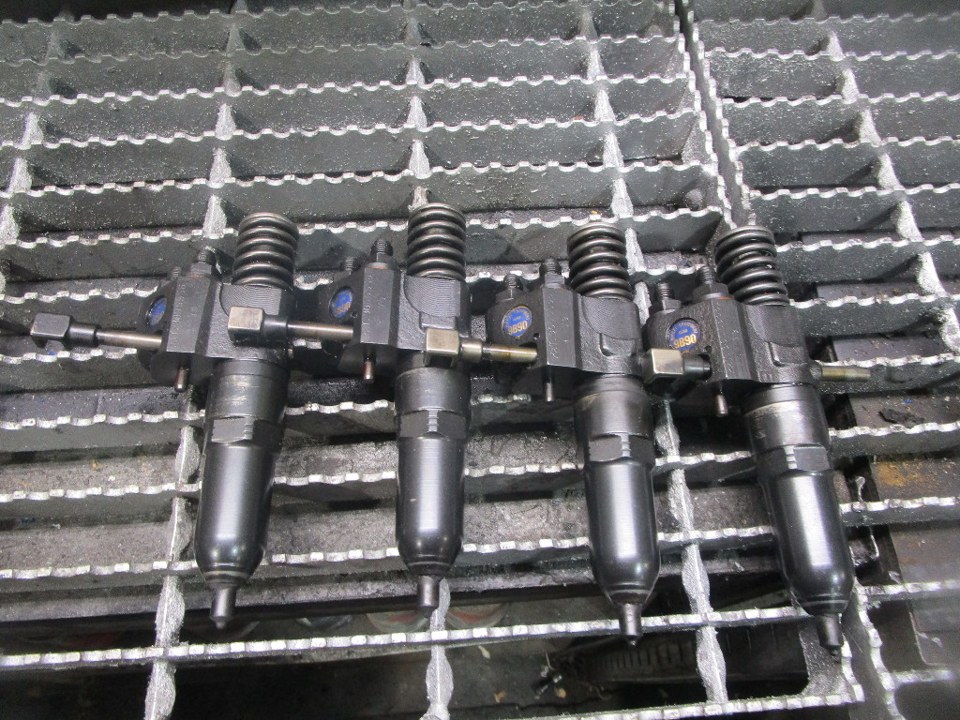 DETROIT DIESEL 6v92 Fuel Injector