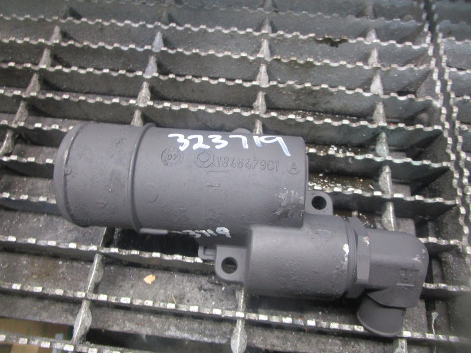 INTERNATIONAL DT466E Water Pipe