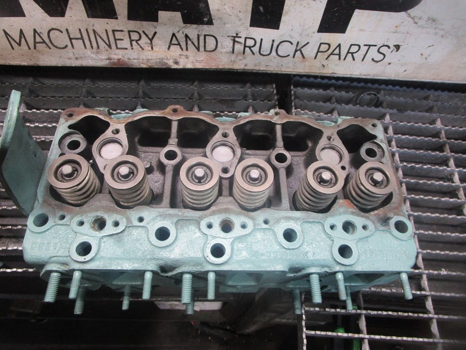 DETROIT DIESEL 6V92 Cylinder Head