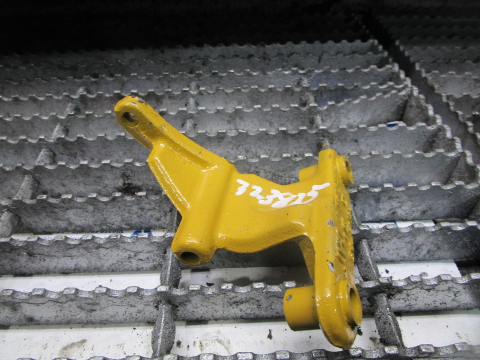 CAT C7S Engine Mount