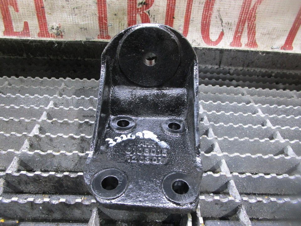 CAT C7S Engine Mount