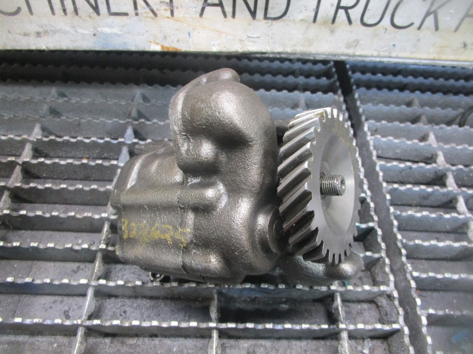 HERCULES LDT465 Oil Pump