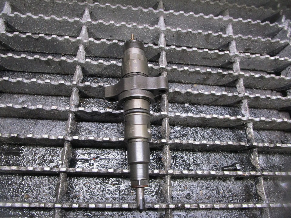 CUMMINS ISB 3.9L Fuel Injector
