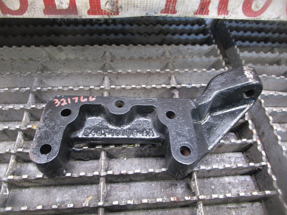 CAT BRACKET Engine Mount